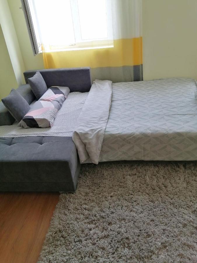 Nikas Apartman Donji Milanovac Exterior foto