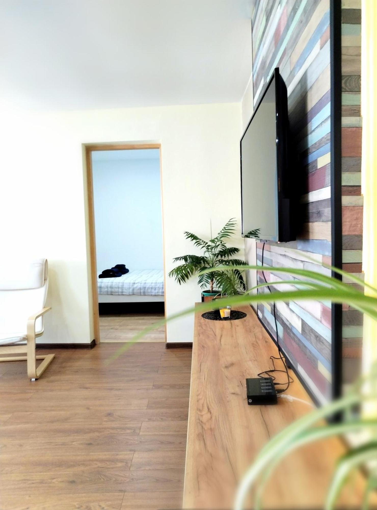 Nikas Apartman Donji Milanovac Exterior foto
